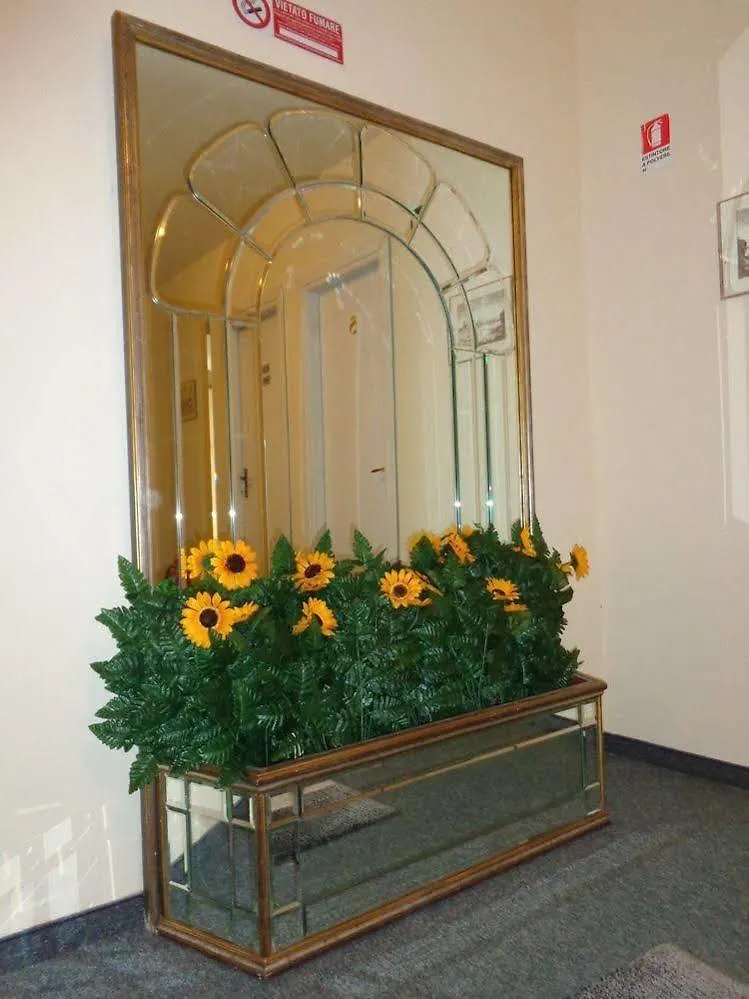 San Frediano Mansion Hotel Florence 2*,  Italy